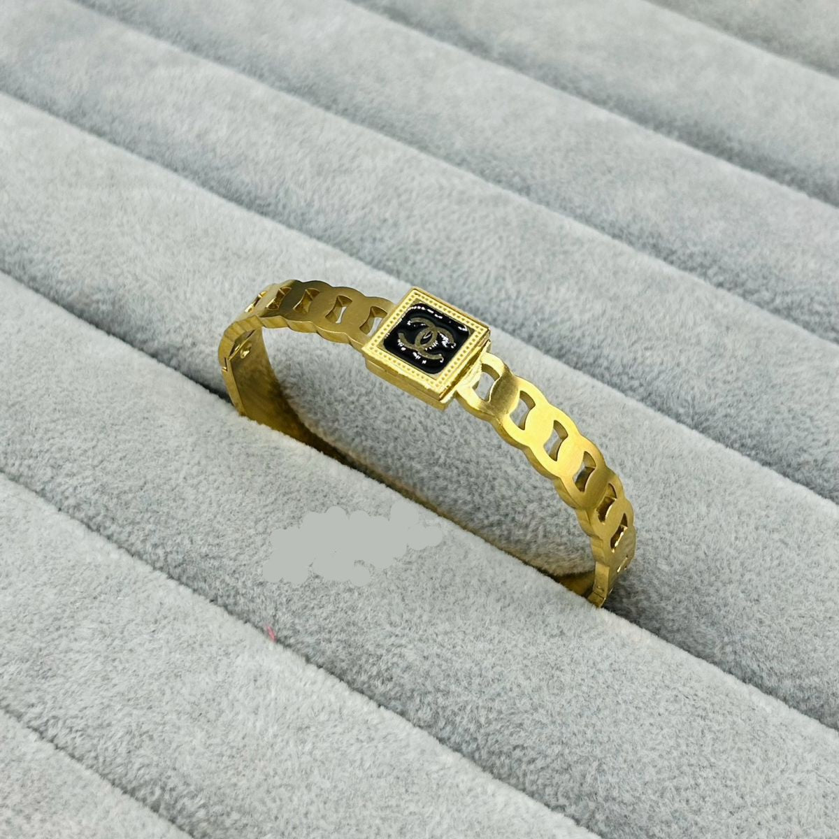 Stainless Steel Golden Grace Handcuff