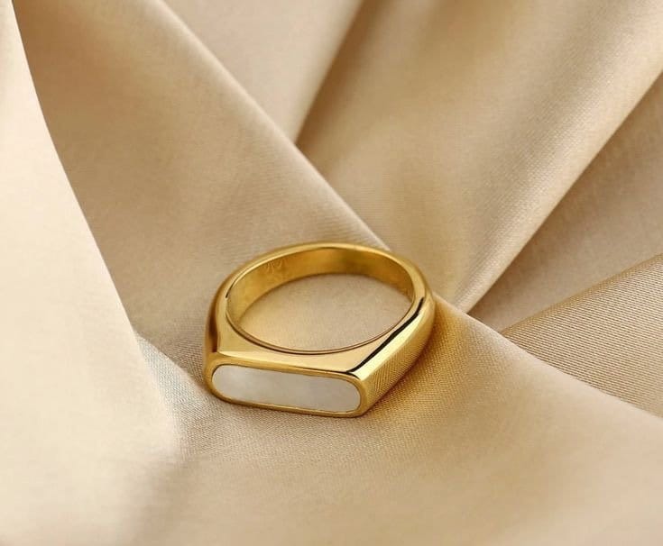 R16 Ring