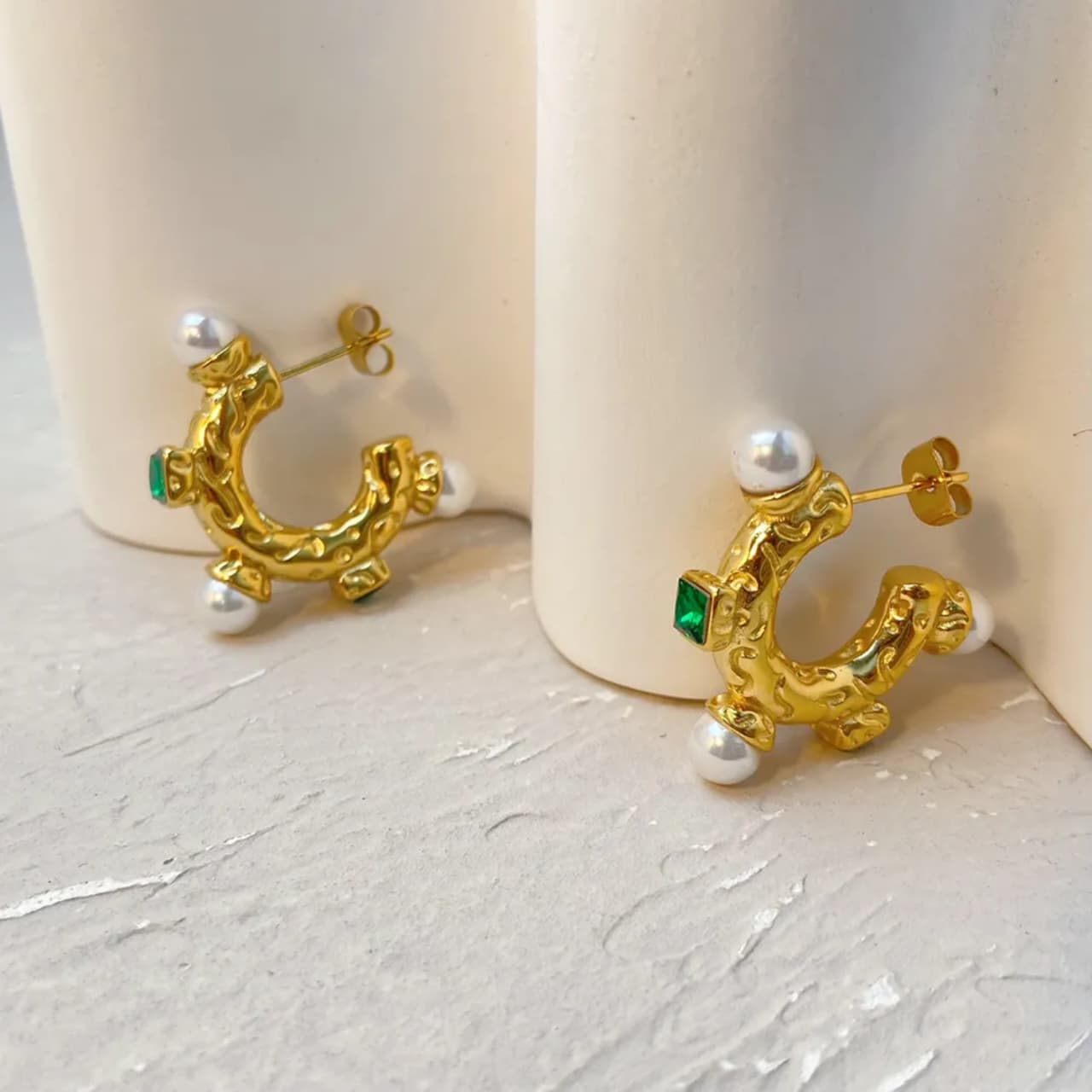 Pearls Emerald Hoops