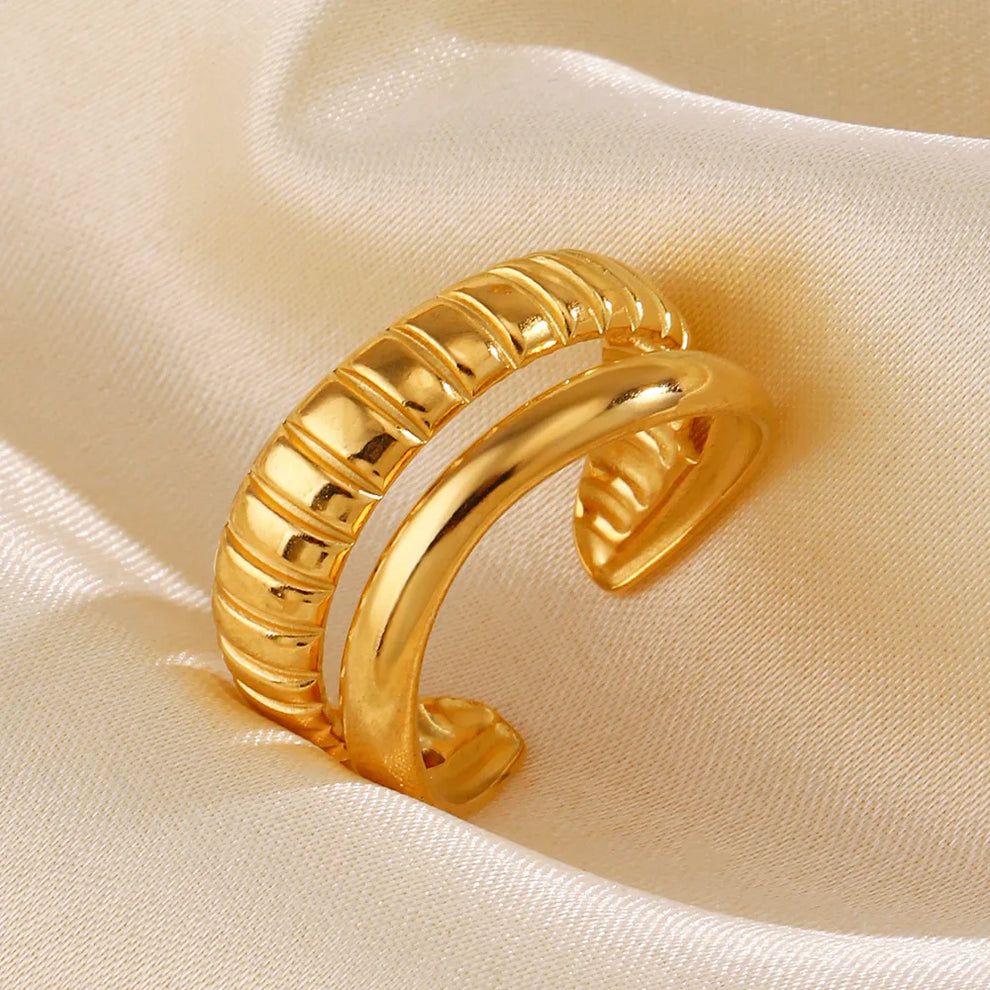 Bulky Beauty Ring