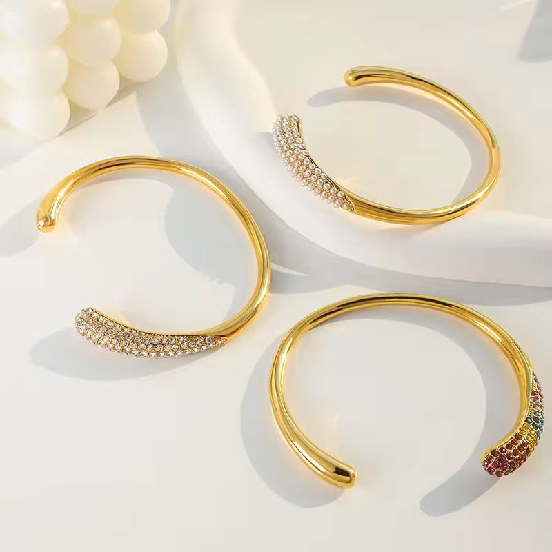 Timeless Loop Handcuff