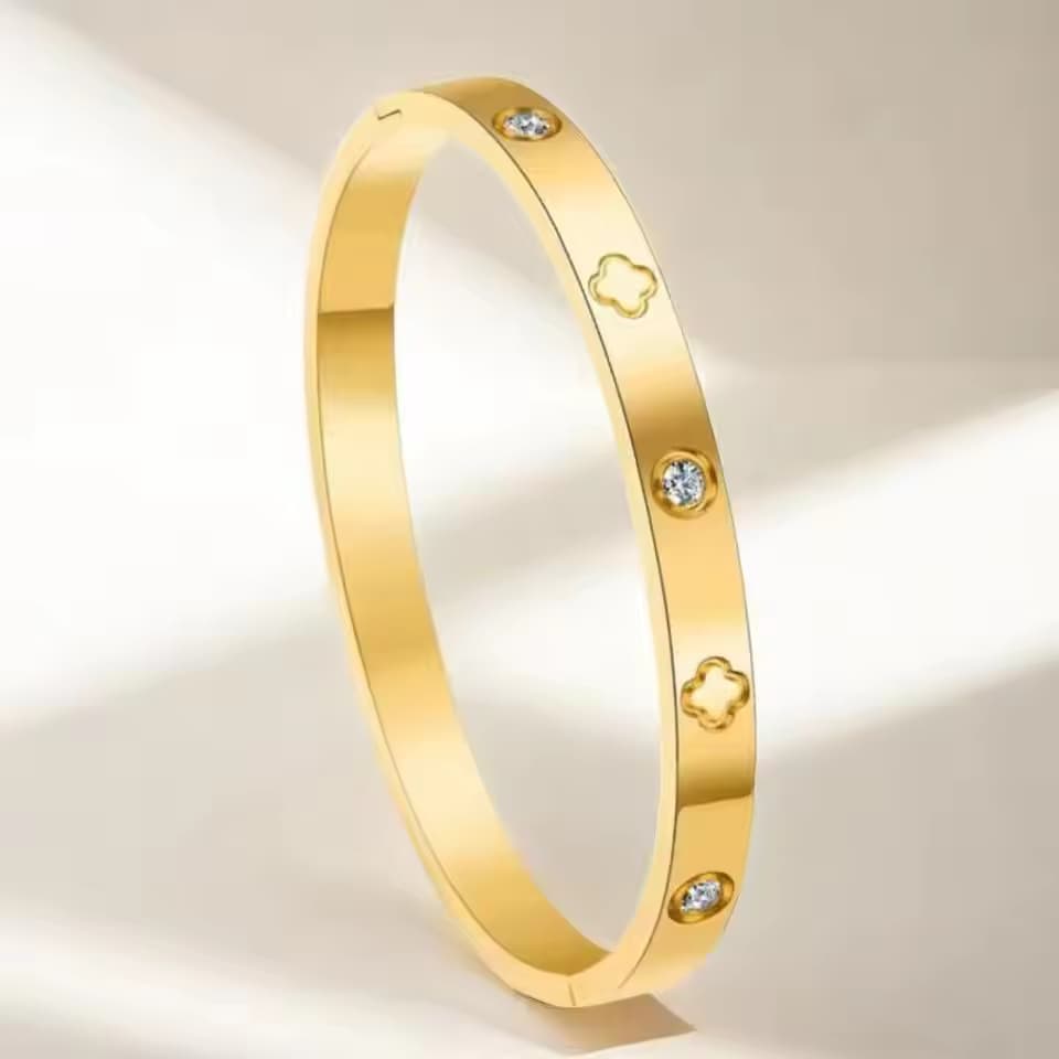 Cartier Clover Cuff