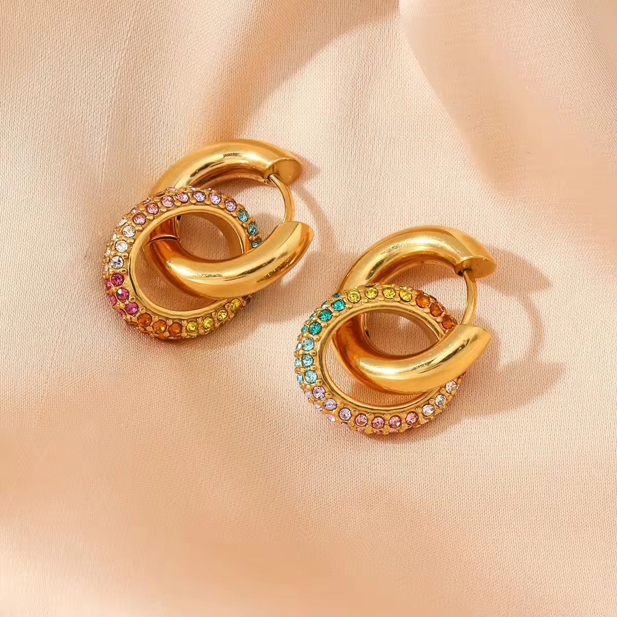 Soft Gleam Earings