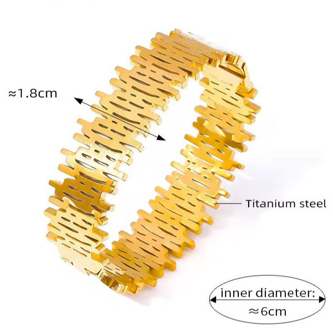 Infinity Links Cuff