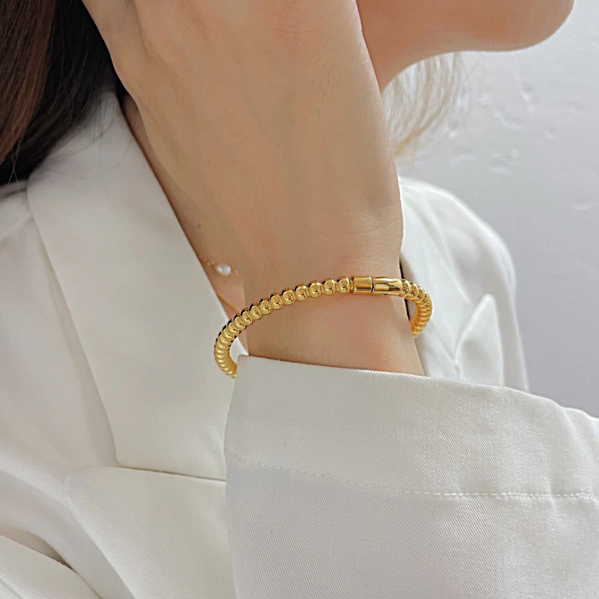 Round Row Handcuff