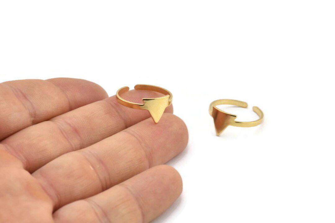 R4 Ring