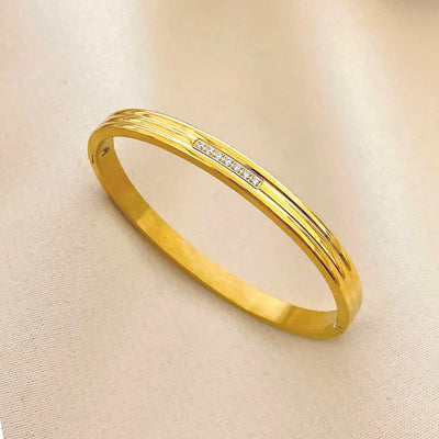Smooth Bond Cuff