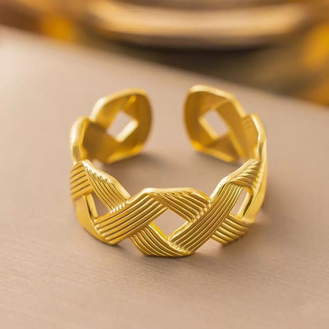 Sleek Spark Ring