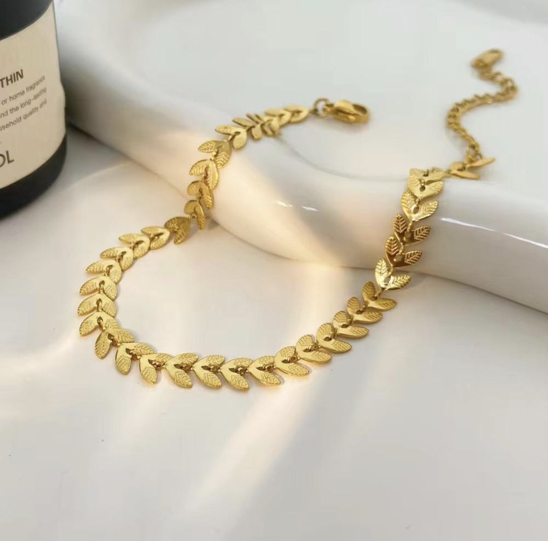 Golden Petals Bracelet